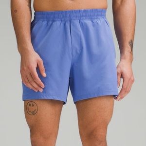Lululemon pace breaker short. 5" linerless size small periwinkle purple lavender